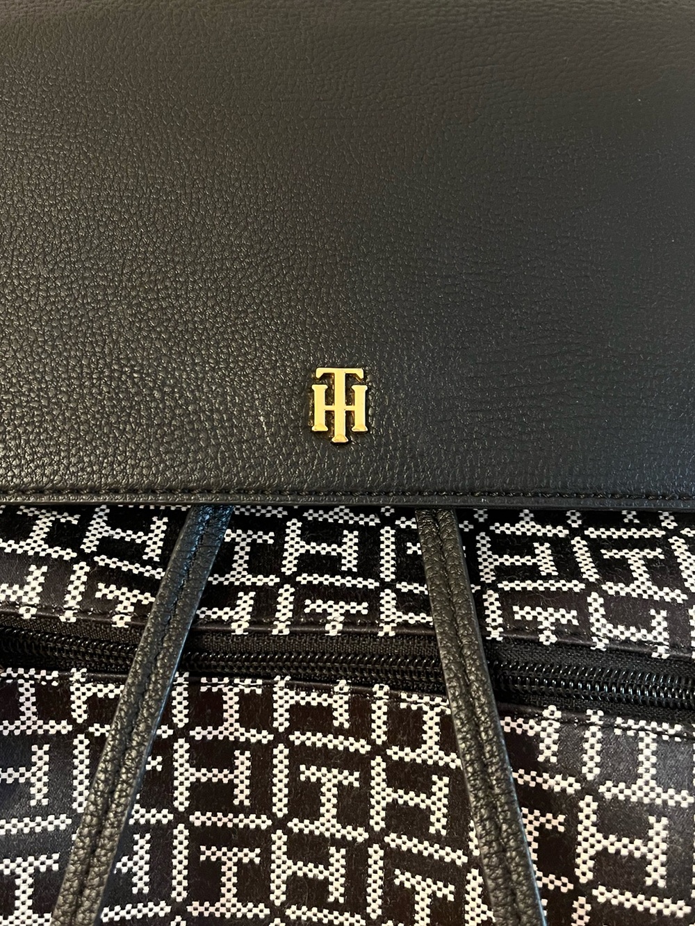 Tommy Hilfiger Back Pack - Picture 8 of 8